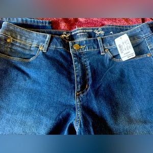 NWT Christopher & Banks Modern Fit jeans Sz 10 short mid-rise tapered leg 10s